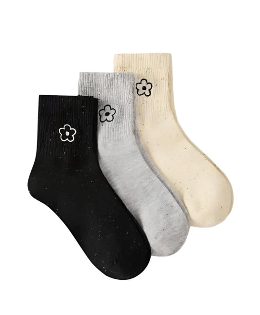 FLOWER EMBROIDERED CREW SOCKS