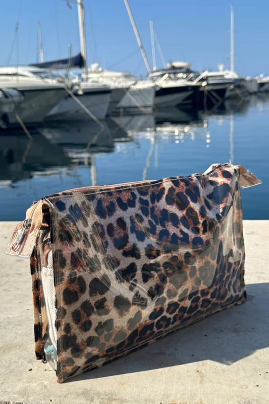 LEOPARD POUCH