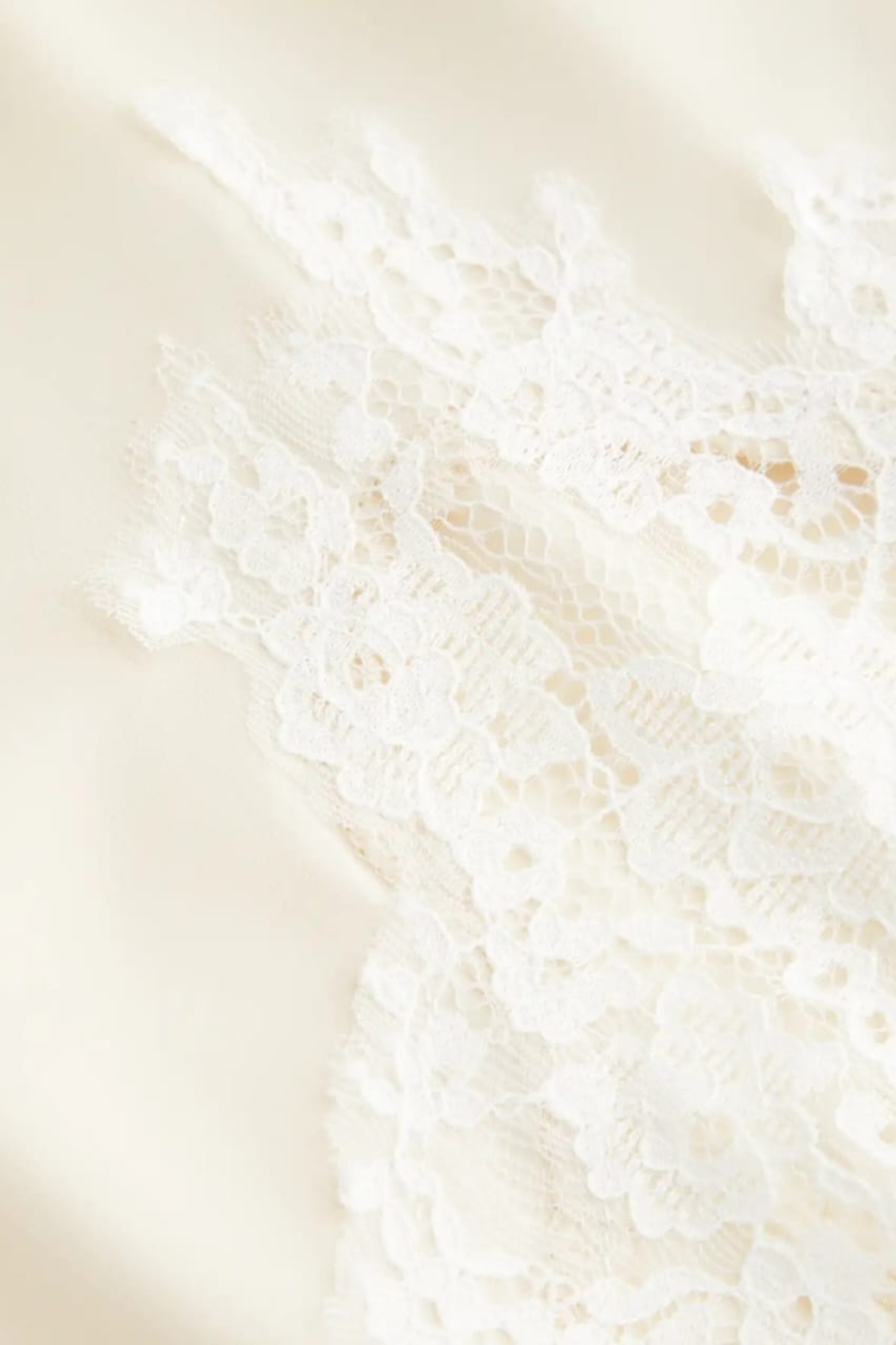 SATIN CHAMPAGNE SHORTS